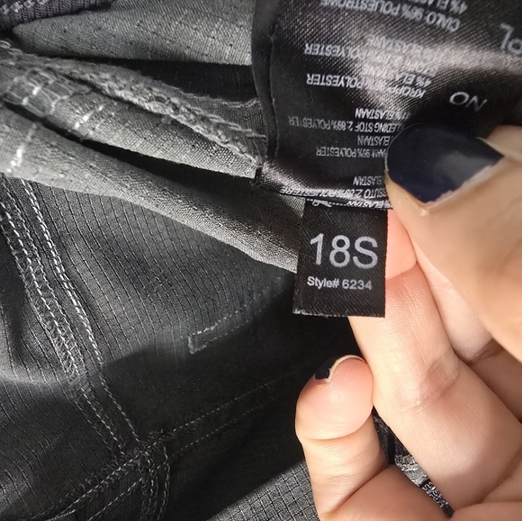 Kuhl Grey Strattus Hiking Ripstop Pants Straight relaxed Leg outdoor camping - Picture 14 of 14